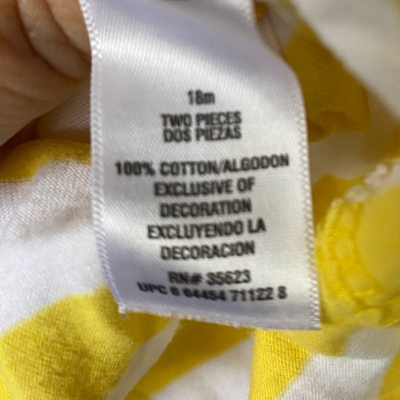 Carter’s - Picture 6 of 6